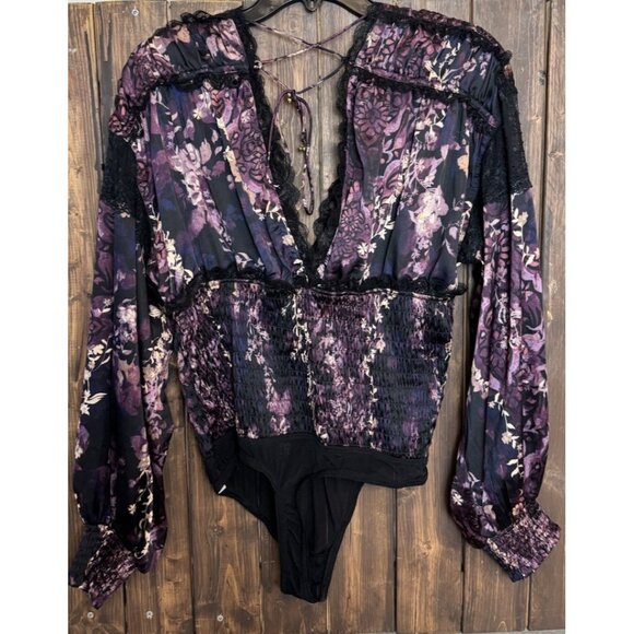 Free People MEDIUM Bodysuit Worth The Wait Balloon Long Sleeves Smocked Lace - Picture 6 of 14